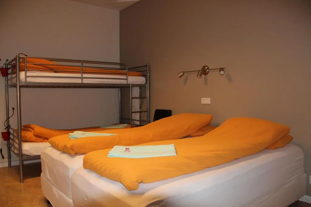 Room, Hostel B47, Reykjavik