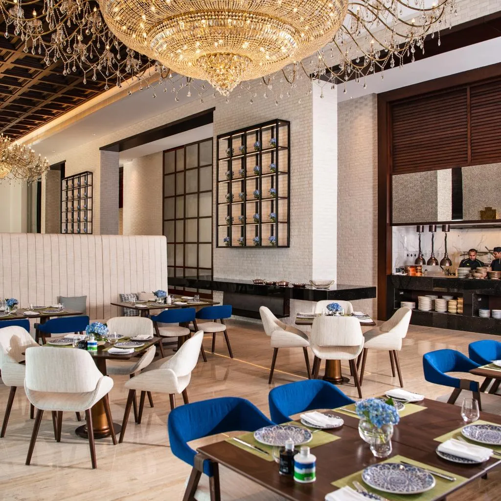 Restaurant, Al Jaddaf Rotana Suite Hotel, Dubai