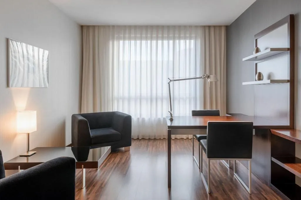 DOUBLE SUPERIOR KING BED Room, AC Madrid Coslada Aeropuerto, Madrid