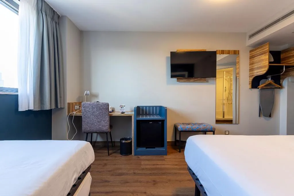 FAMILY ROOM STANDARD Room, Travelodge Barcelona Poblenou, Barcelona
