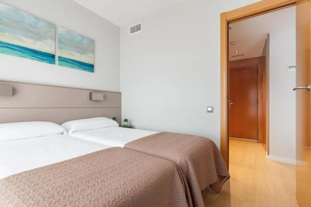 Room, Royal Marina Gardens, Barcelona
