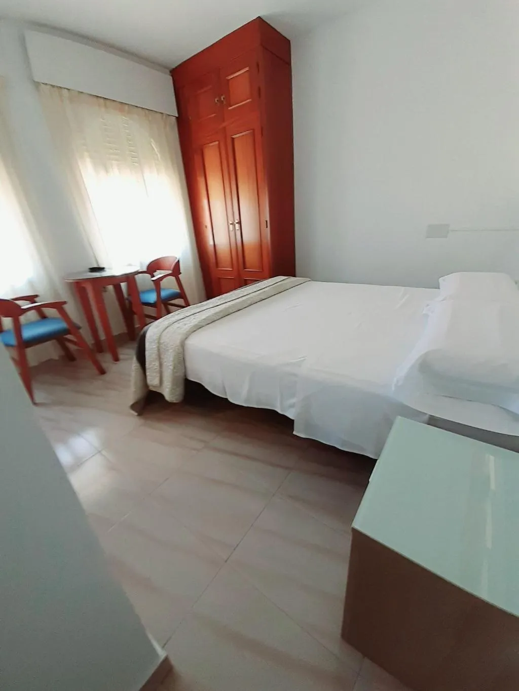 Room, Hostal Kokkola, Costa Del Sol