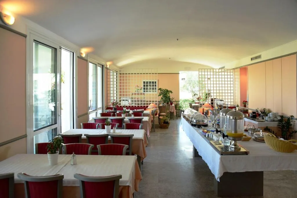 Restaurant, Mantenia Hotel, Crete