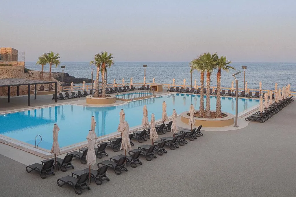 Pool, Westin Dragonara Resort, Malta