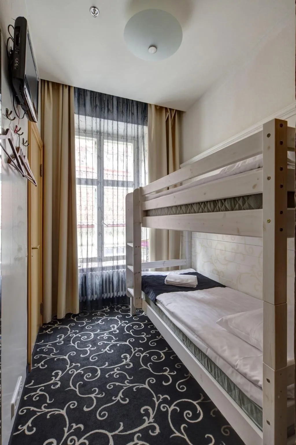 TWIN ECONOMY Room, Meriton Old Town Garden, Tallinn