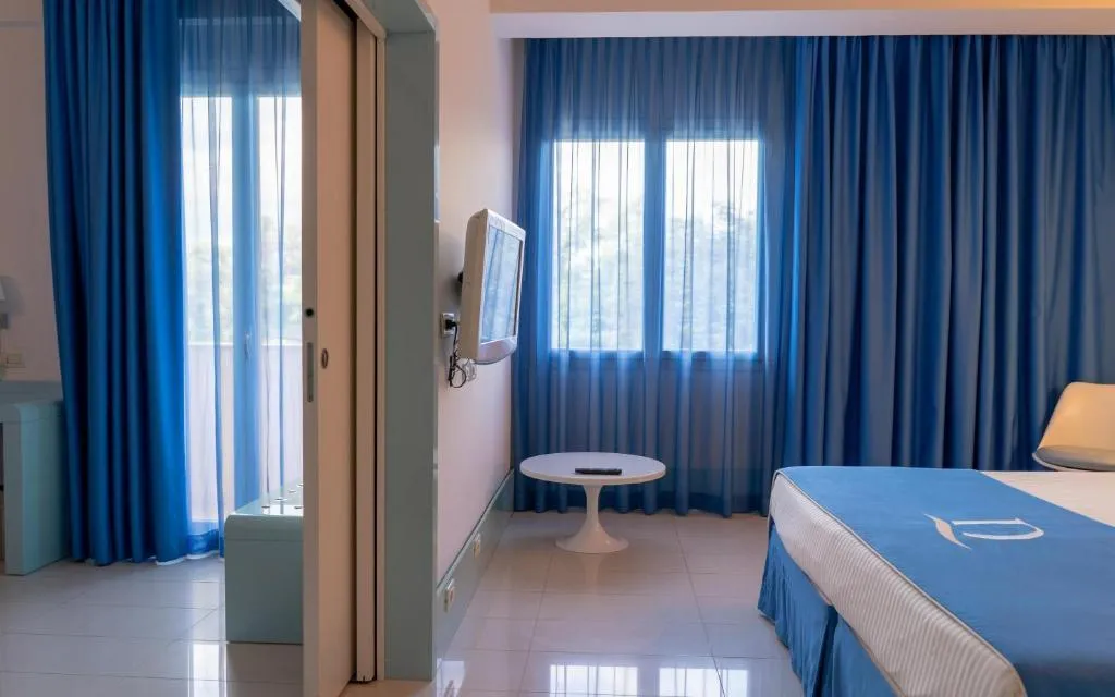FAMILY ROOM CLASSIC Room, Hotel Domina Zagarella - Sicily, Palermo