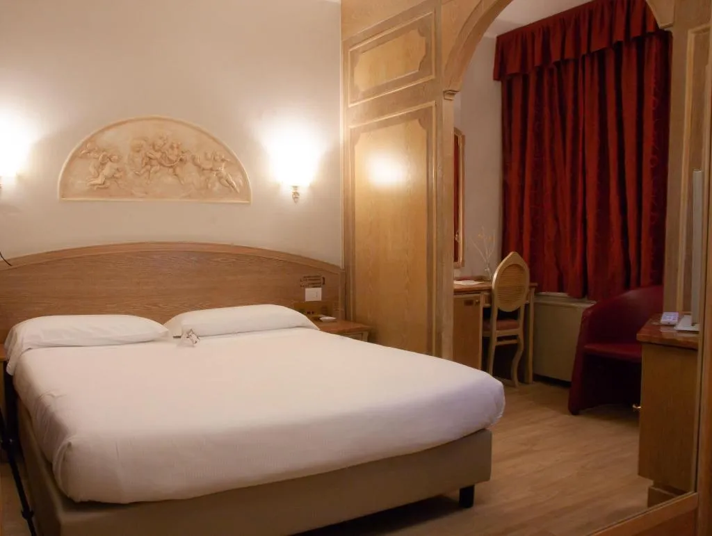 Room, Hotel Motel 2000, Milan