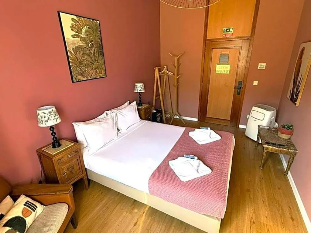 Room, Sunset Destination Hostel, Lisbon