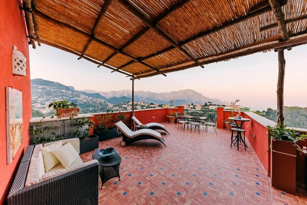 General view, Palazzo Pascal, Naples