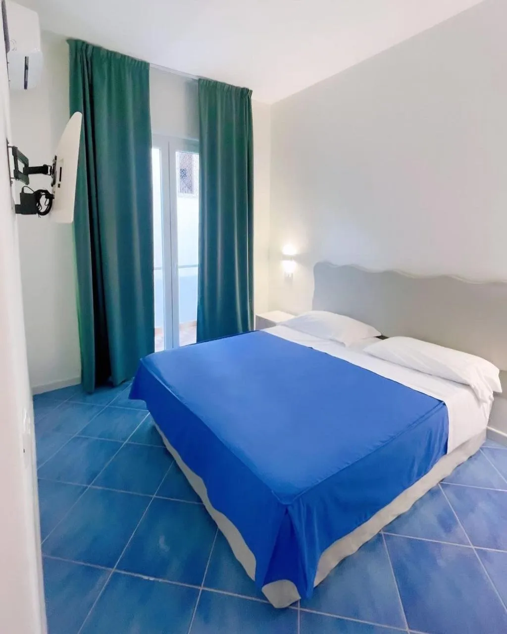 DOUBLE SUPERIOR Room, Cesotta, Naples