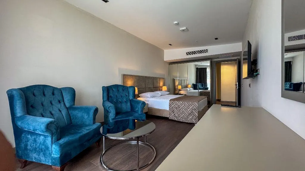 TRIPLE STANDARD Room, Alice Hotel Antalya, Antalya