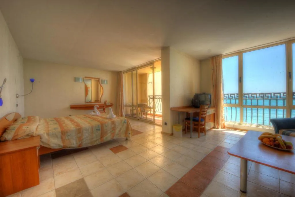 Room, Royal Bay, Bourgas