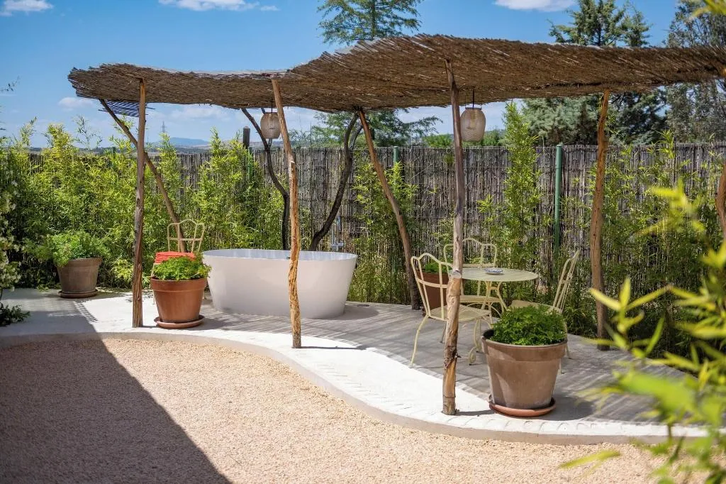 Room, Aal Cachucho, Madrid