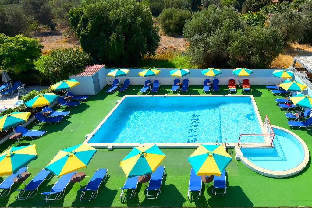 Pool, Anixis, Rhodes