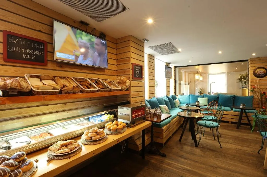 Restaurant, 54 Barceloneta, Barcelona