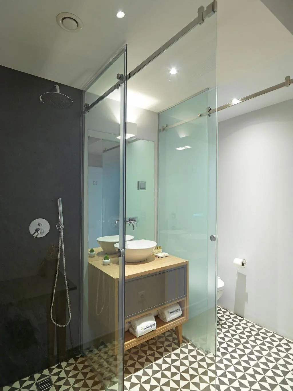 Room, Feels Like Home Santa Catarina Prime Suites, Porto