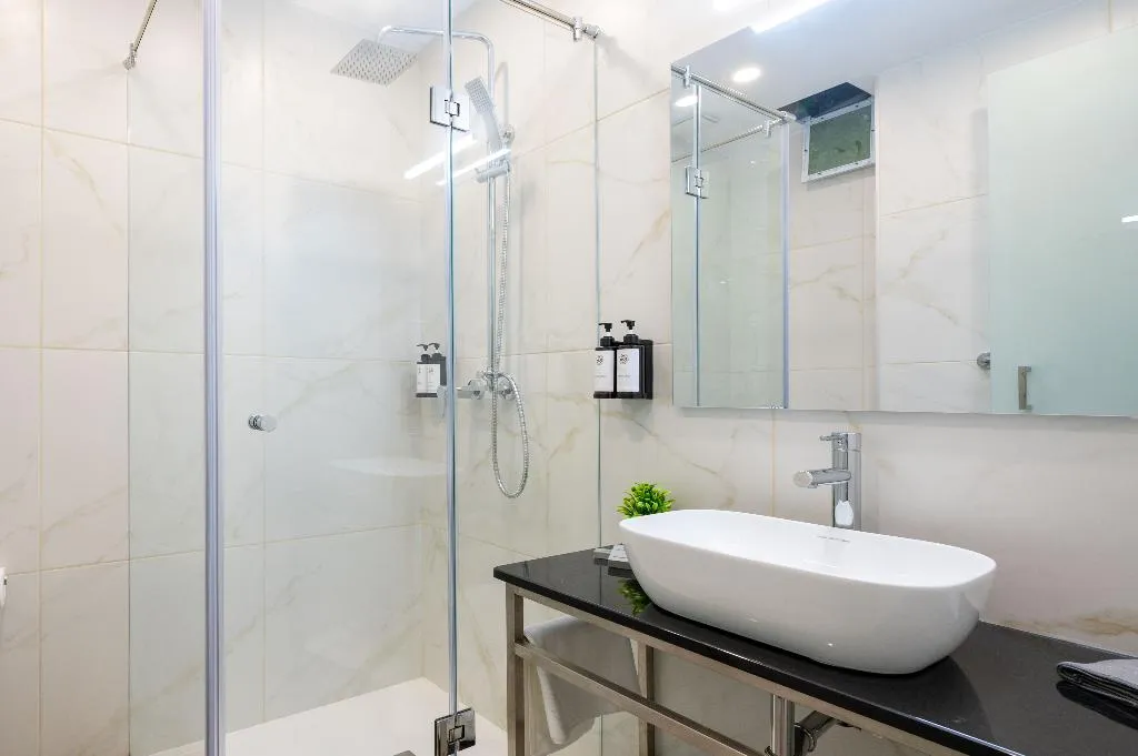 DOUBLE WITH BALCONY Room, C4 Retreats Gozo, Gozo