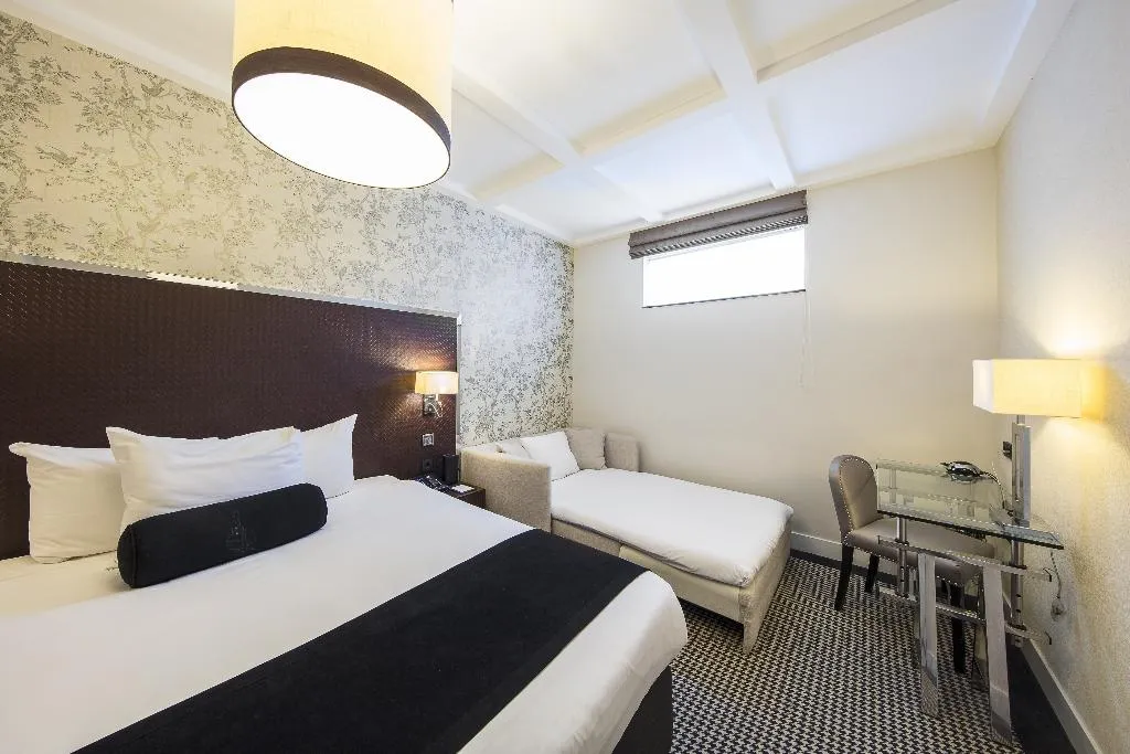 TRIPLE STANDARD Room, Boutique Hotel Notting Hill, Amsterdam