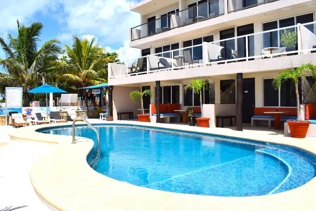 Pool, Hacienda Morelos Beach Front Hotel, Cancun Area