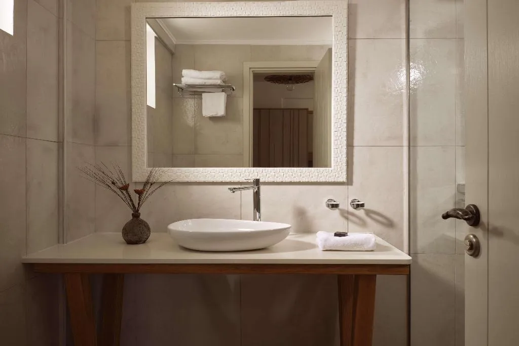 JUNIOR SUITE KING SIZE BED Room, Sea Breeze Santorini Beach Resort, Curio Collectio, Santorini