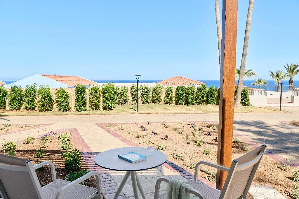FAMILY ROOM GARDEN VIEW Room, Iberostar Waves Creta Panorama & Mare, Crete