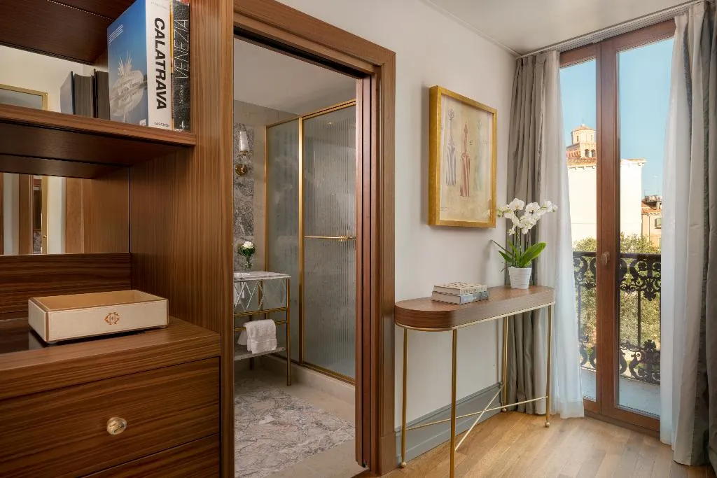 SUITE LAGOON VIEW Room, Hotel Gabrielli Venezia - Starhotels Collezione, Venice