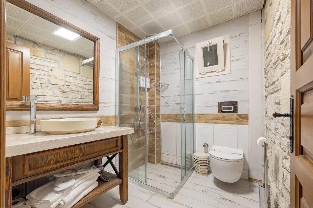 Room, Navali̇a Otel, Izmir