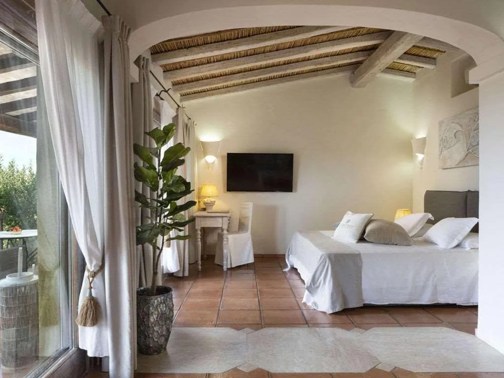 Room, Hotel Li Finistreddi, Olbia