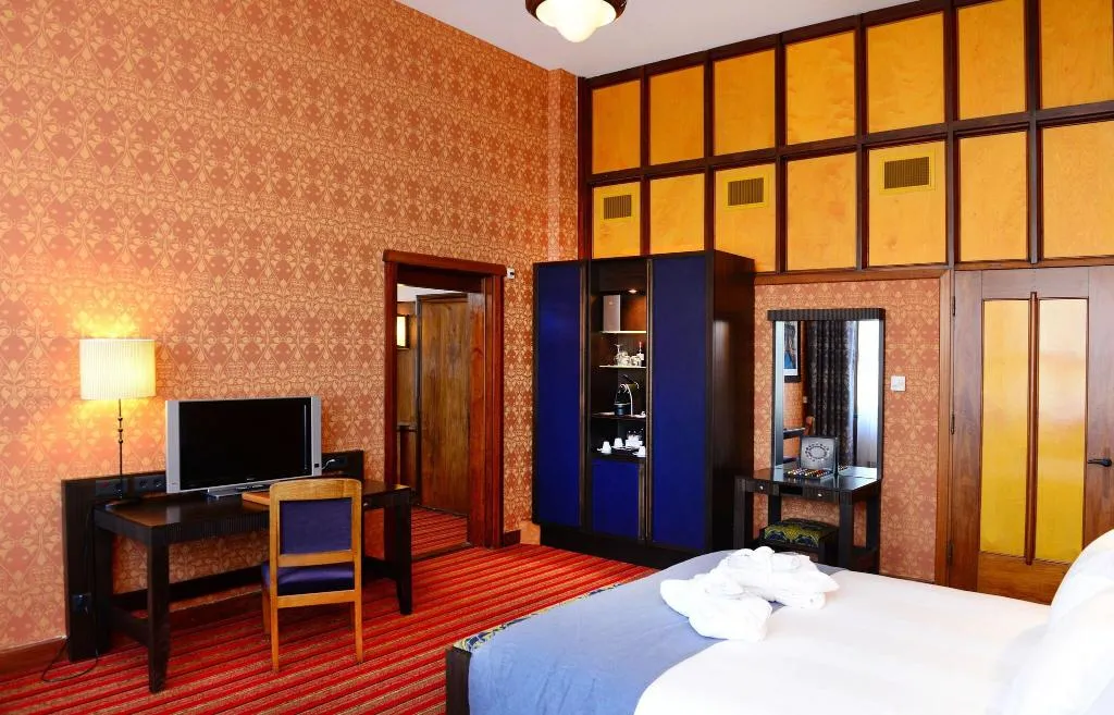 SUITE KING SIZE BED Room, Grand Hotel Amrâth Amsterdam, Amsterdam
