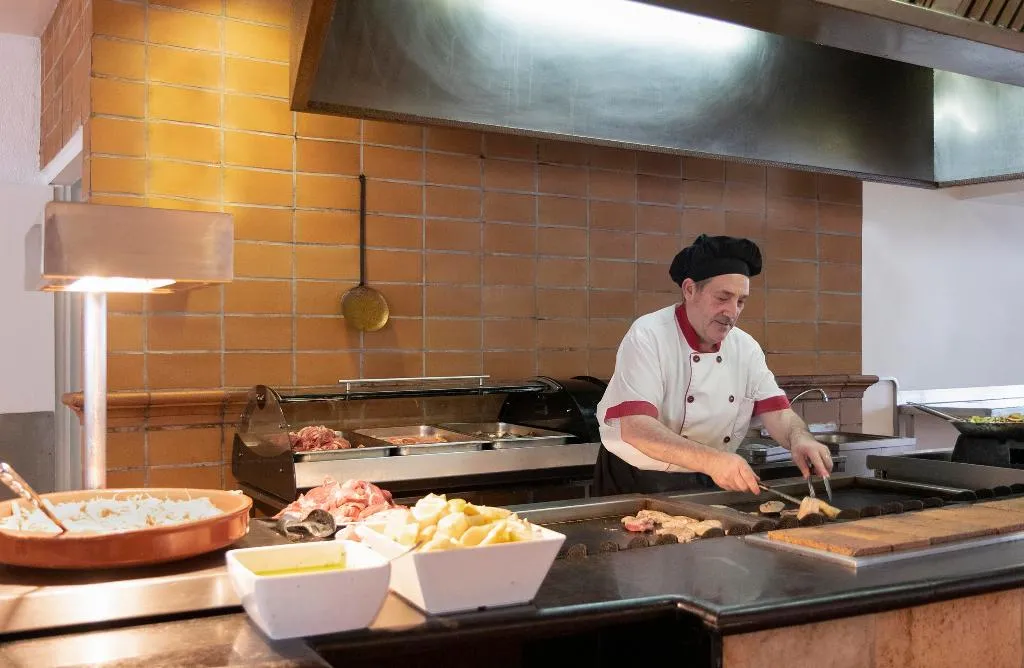 Restaurant, Hotel Palia Dolce Farniente,, Majorca