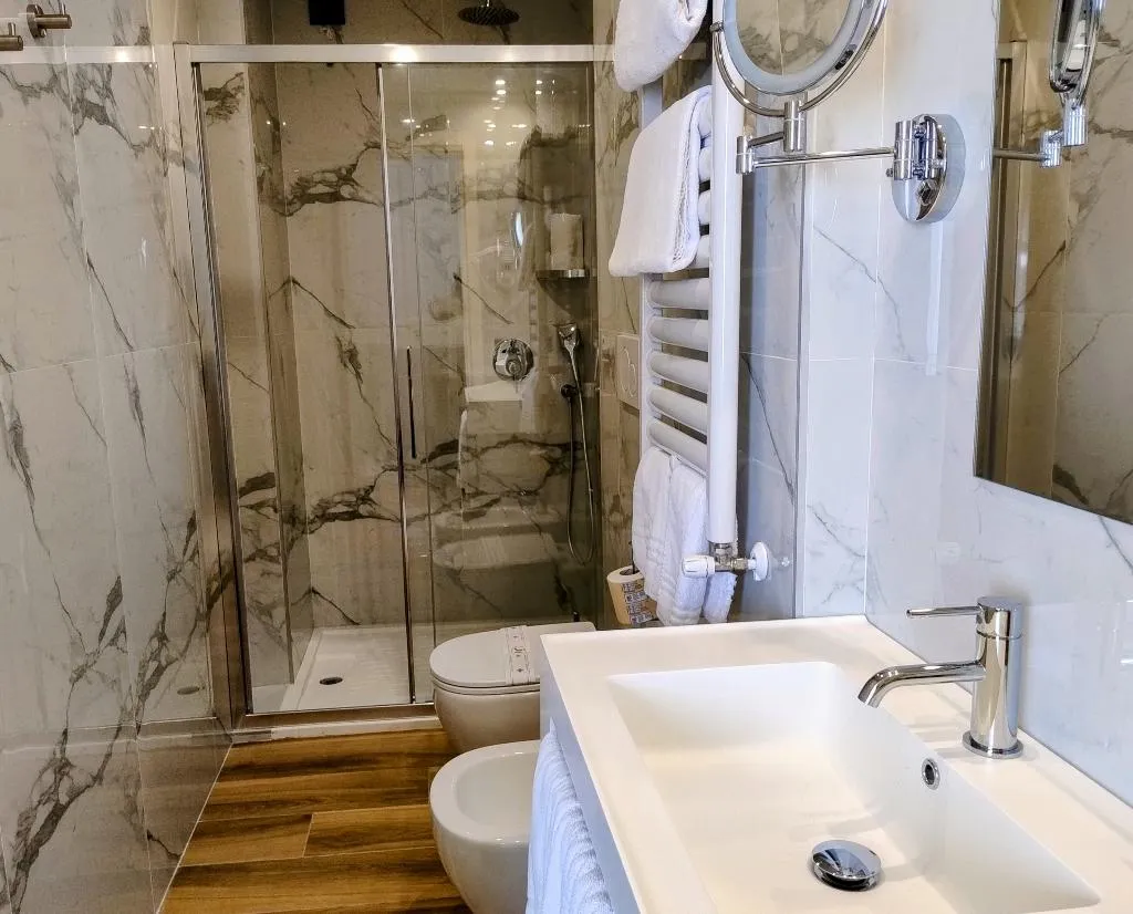 DOUBLE SUPERIOR Room, JR Hotels Bocconi Milano, Milan