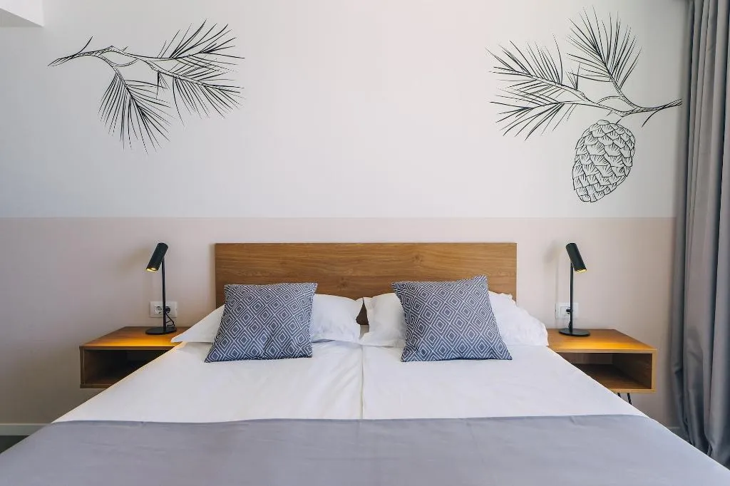Room, MORENIA All Inclusive Resort, Split