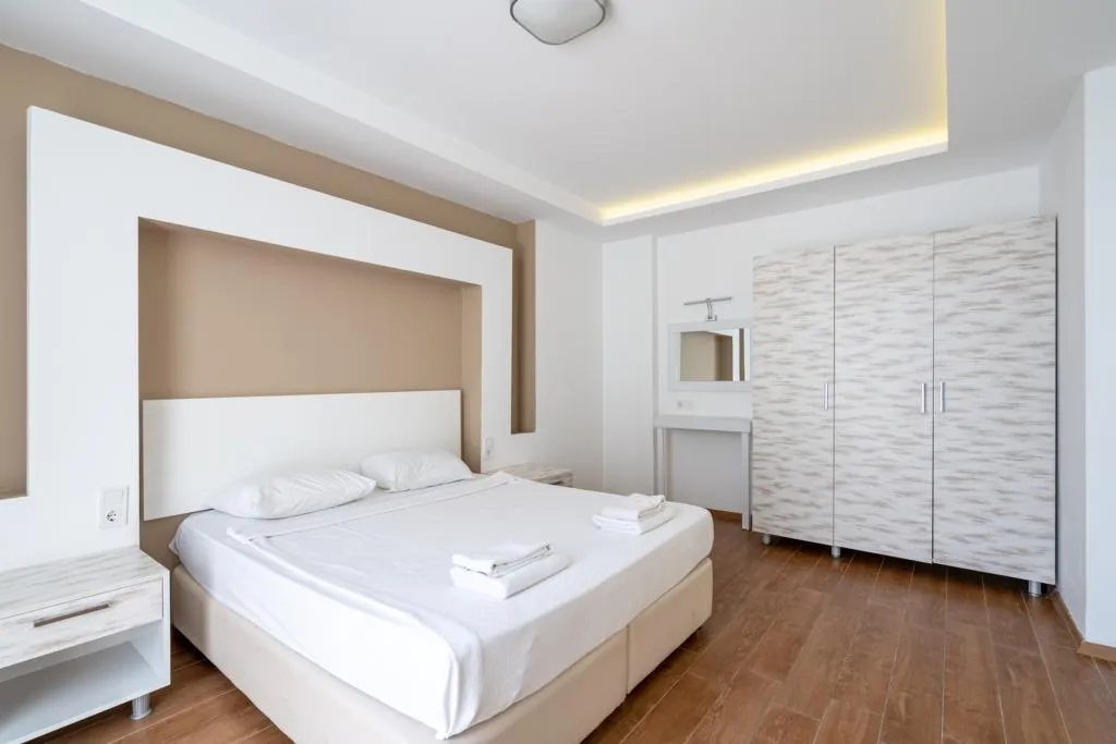 Room TWO BEDS Room, Adavillas, Izmir