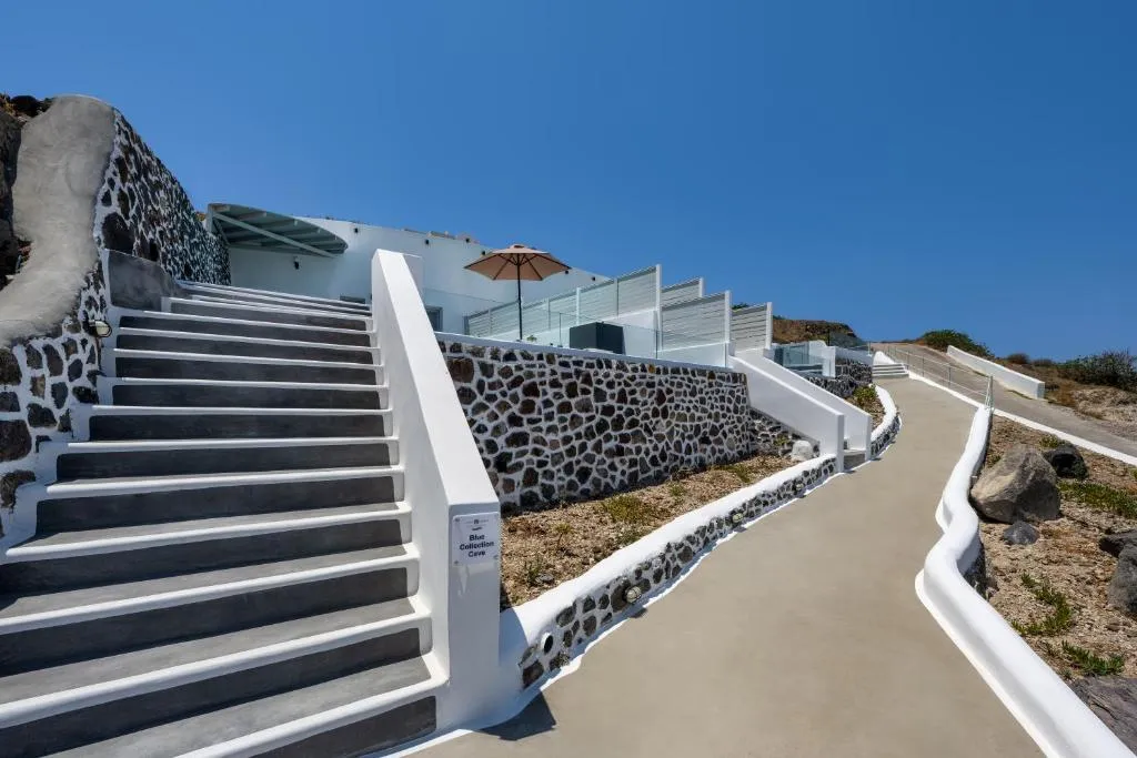 SUITE SUPERIOR WITH PRIVATE POOL Room, Siete Mares Luxury Suites, Santorini
