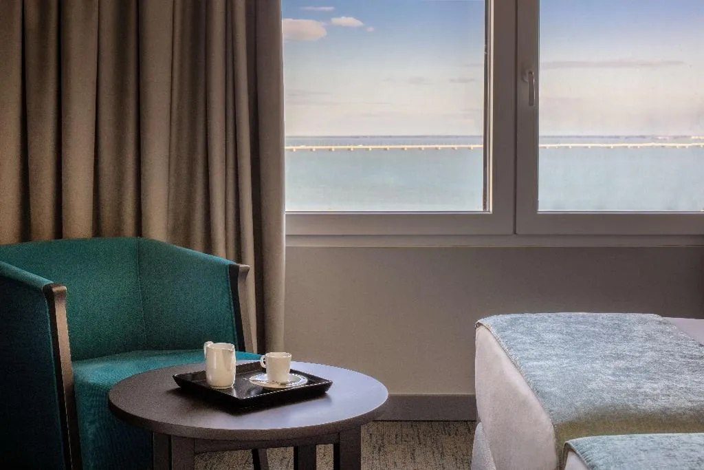 DOUBLE SUPERIOR Room, Tivoli Oriente Lisboa Hotel, Lisbon