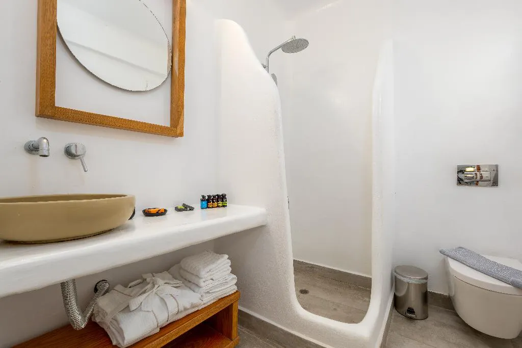 SUITE WITH PRIVATE POOL Room, Amaze Suites, Santorini
