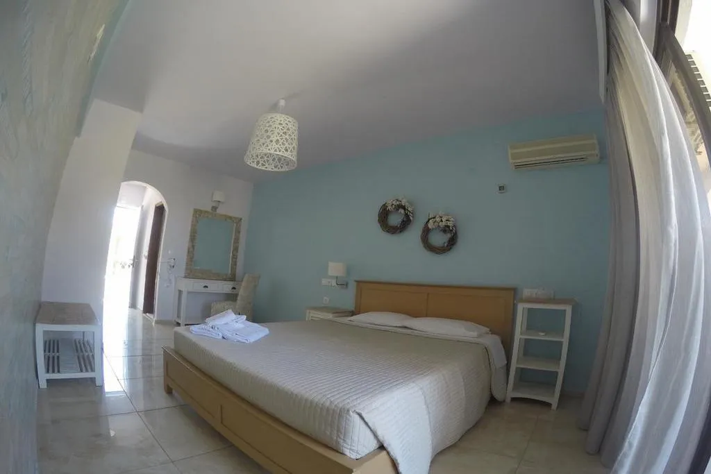 Room, Yianna Studios, Rhodes