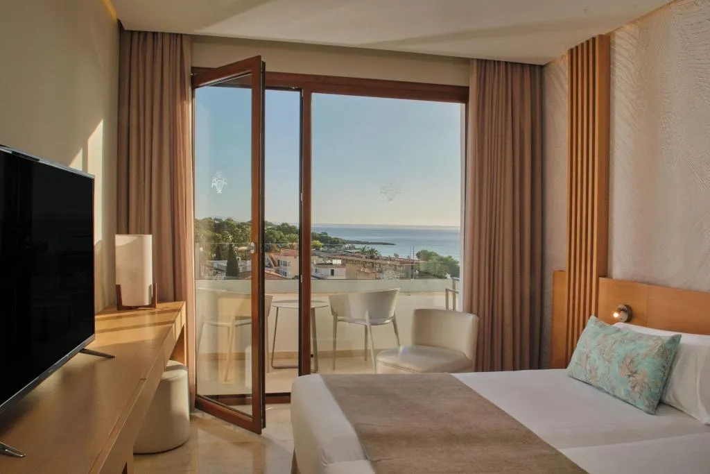 DOUBLE SUPERIOR SIDE SEA VIEW Room, Son Caliu Hotel Spa Oasis, Majorca