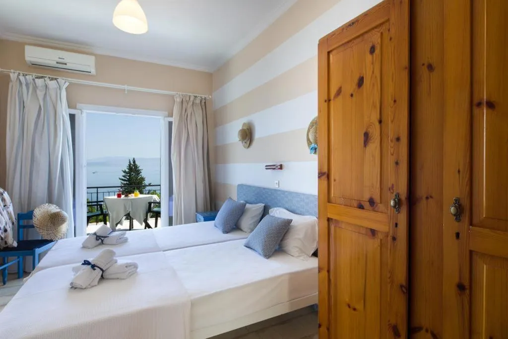 APARTMENT TWO BEDROOMS ONE BATHROOM Room, Casa Dei Venti, Corfu