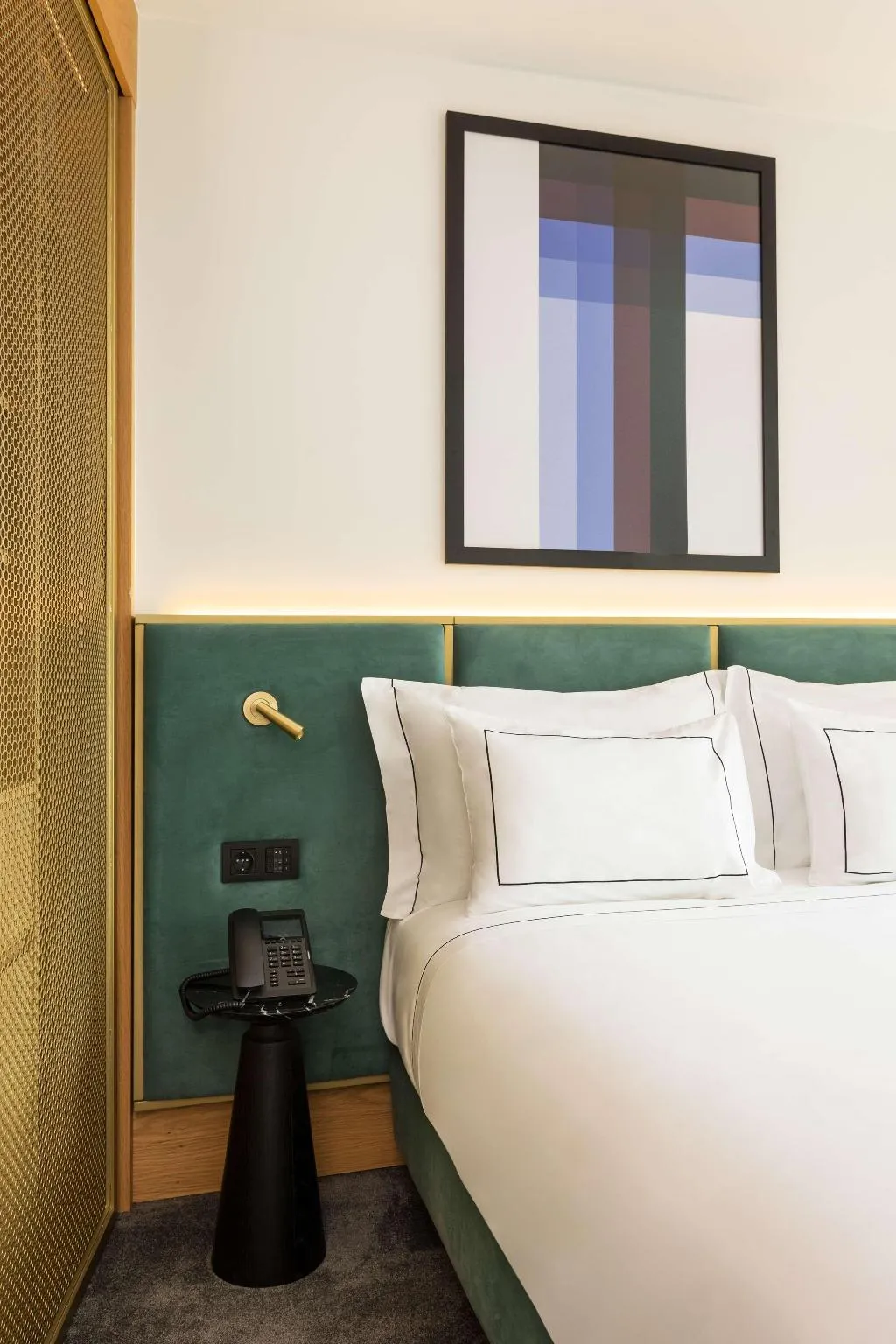 Room GUEST ROOM QUEEN BED Room, Arts Hotel Porto, Tapestry Collection By Hilton, Porto