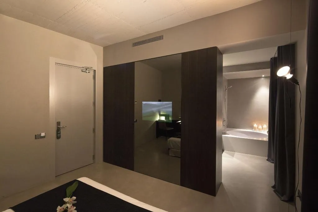 Double or Twin CLASSIC KING BED Room, Caro Hotel, Valencia