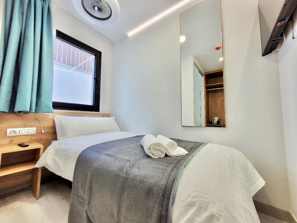 SINGLE STANDARD Room, Puerto Azul, Tenerife