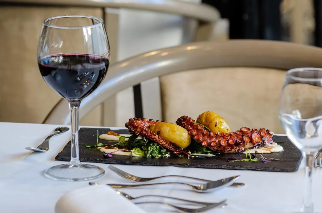 Restaurant, Olissippo Marques De Sa, Lisbon