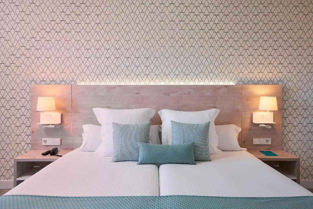 Room, Alua Tenerife, Tenerife