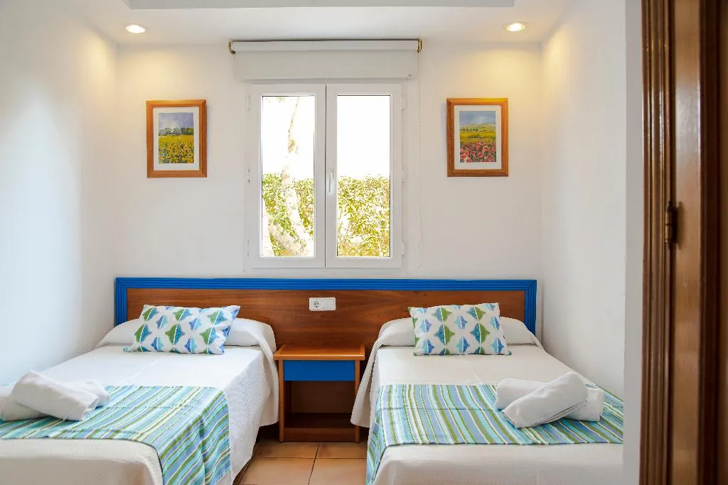 VILLA THREE BEDROOMS Room, Sagitario Villas, Menorca