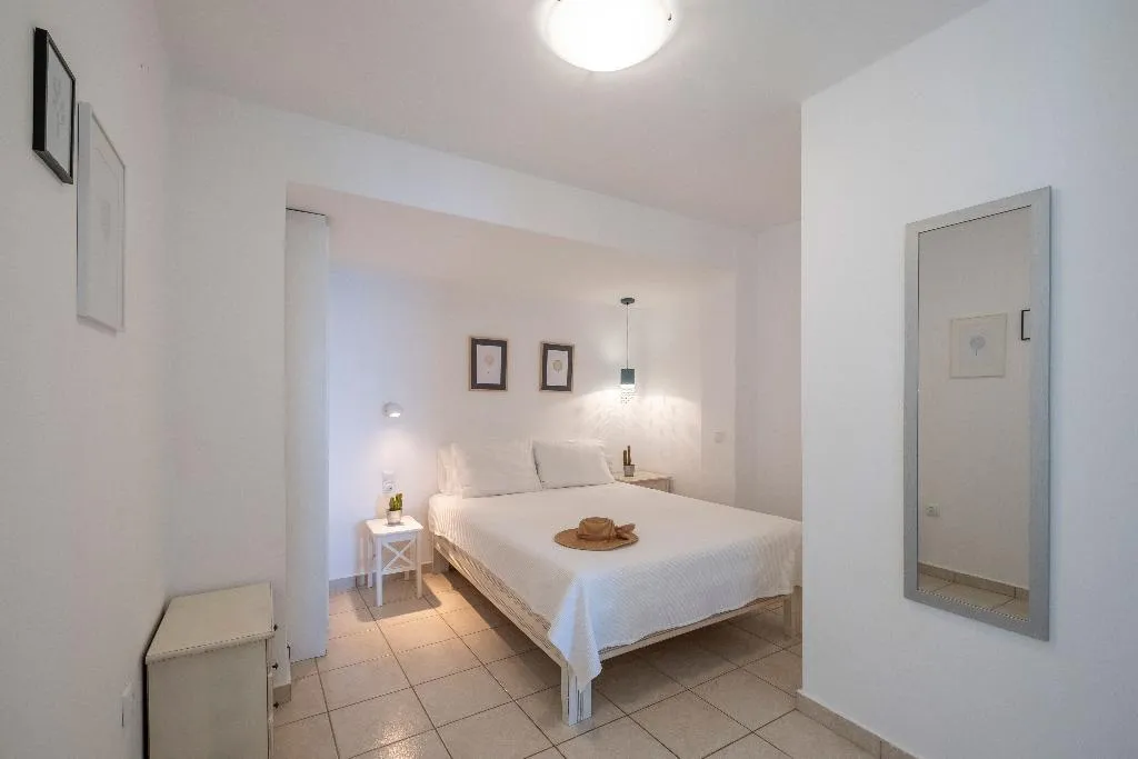 APARTMENT SEA VIEW Room, Meli Apartments & Villas, Kalamata