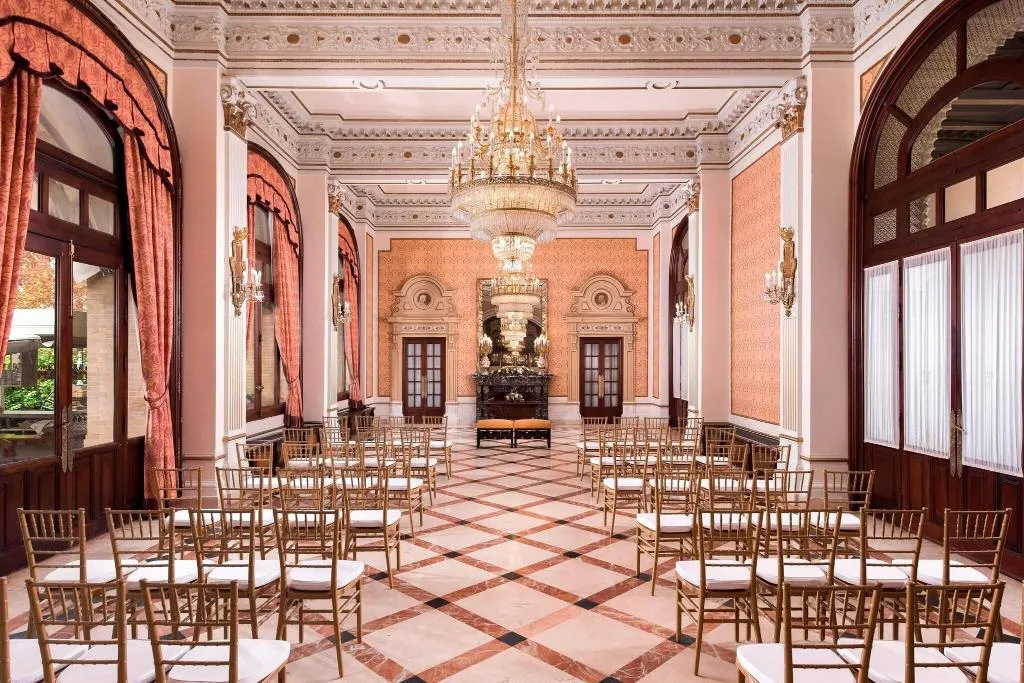 Conferences, Alfonso XIII, Seville