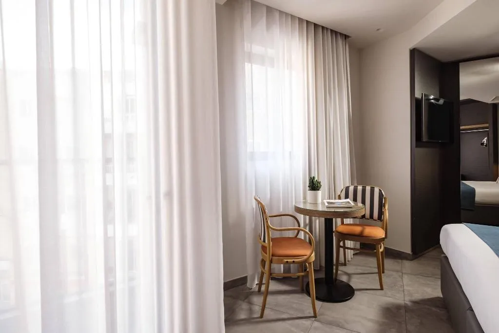 Double or Twin DELUXE QUEEN BED Room, Urban Rooms, Malta
