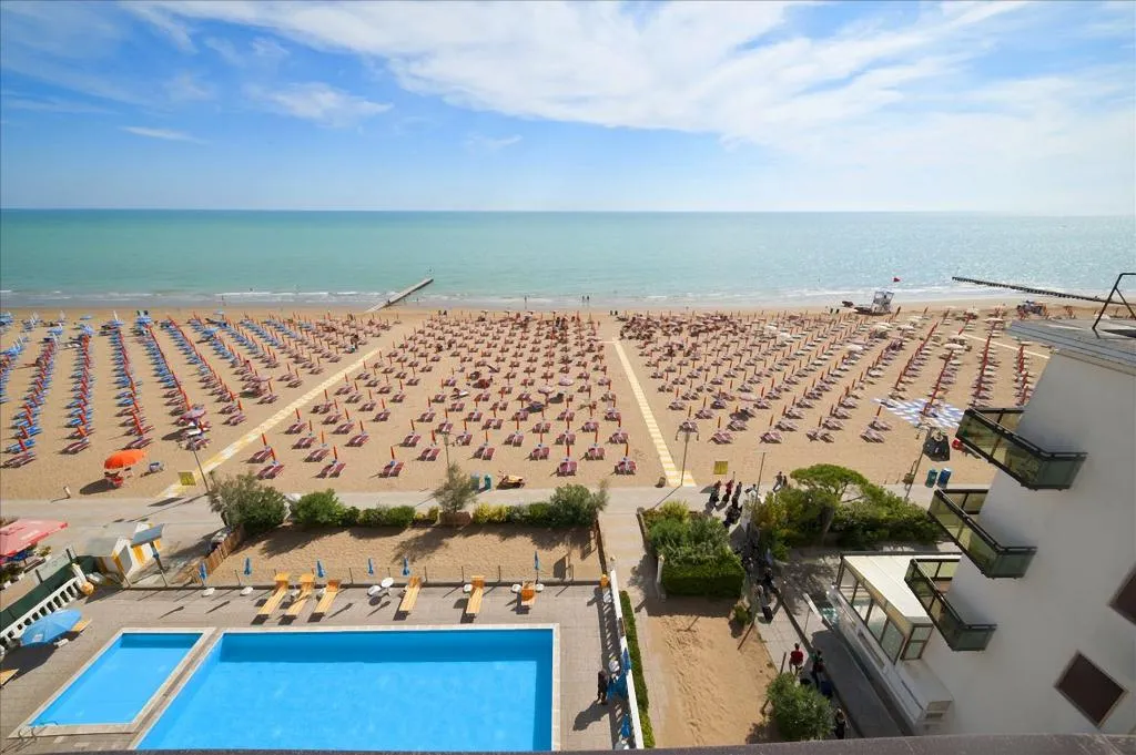 General view, Hotel London, Venice