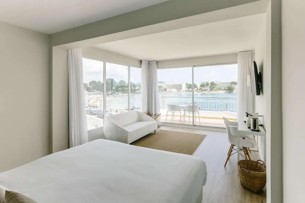 JUNIOR SUITE SEA VIEW Room, AluaSoul Ibiza, Ibiza